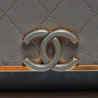 Chanel Shoulder Bag Caviar Leather Chain CC Logo — view 8