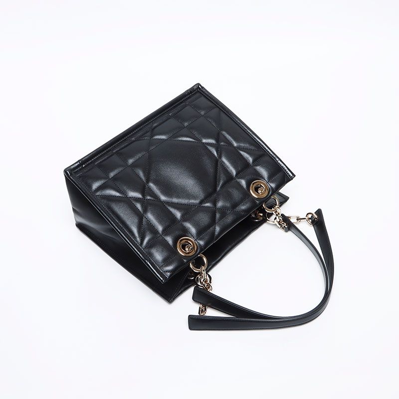 Dior Shoulder Bag Aki Cannage Essential Small Leather — view 9