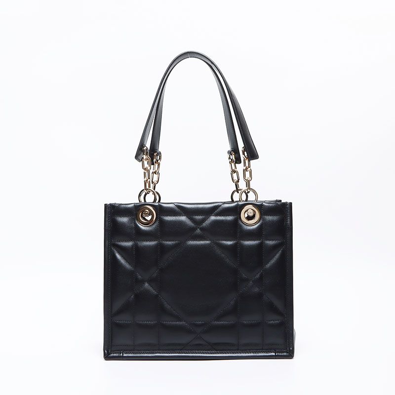 Dior Shoulder Bag Aki Cannage Essential Small Leather — view 2
