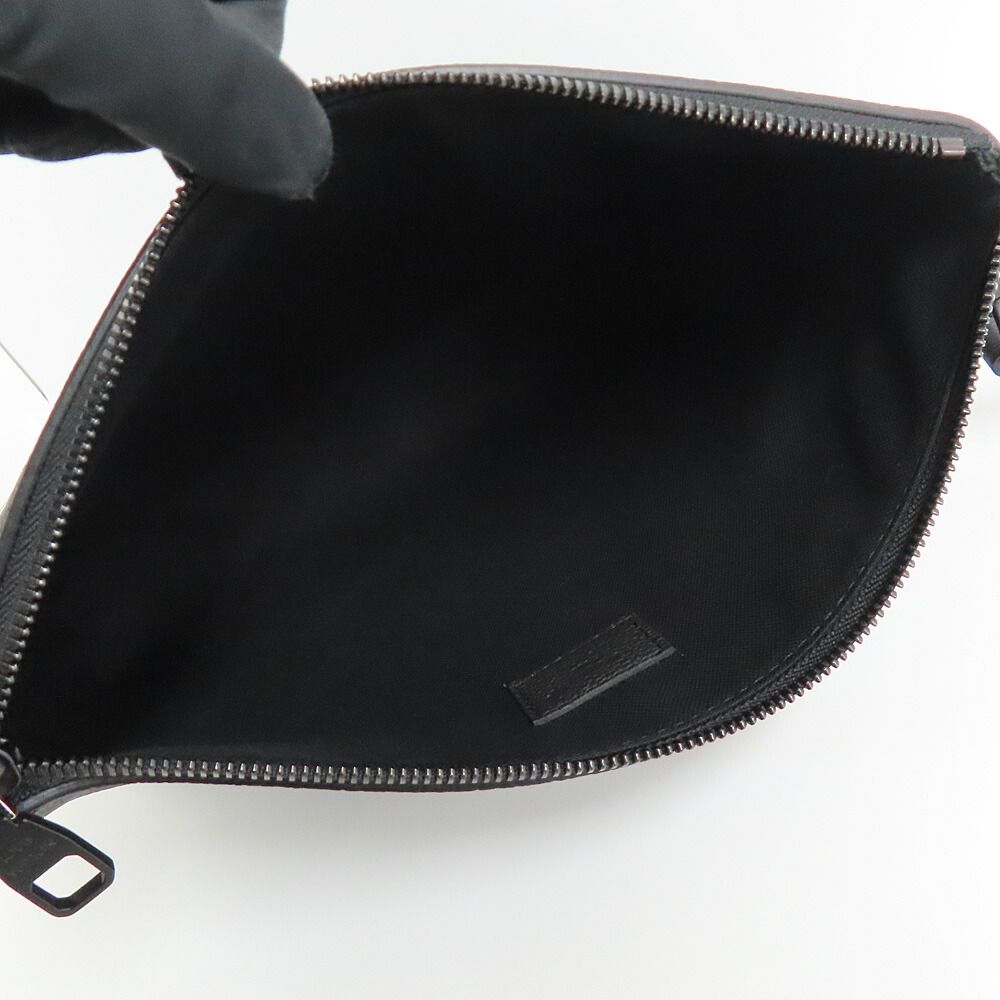 Louis Vuitton Anagram Takeoff Pouch Black — view 8
