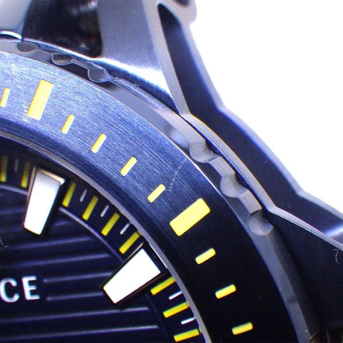 Versace Watch Sports Tech Diver 250 Limited Edition Date Rotating — view 6