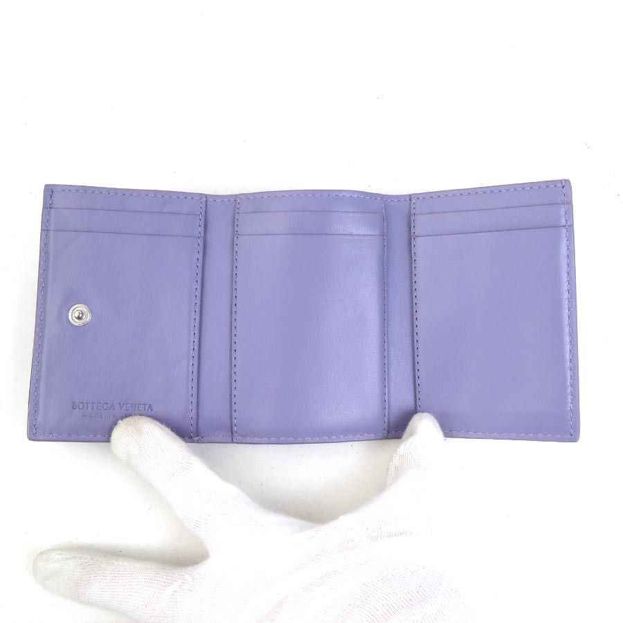 Bottega Veneta Trifold Wallet Intrecciato — view 5
