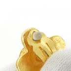 Chanel Vintage Earrings Gold — view 3