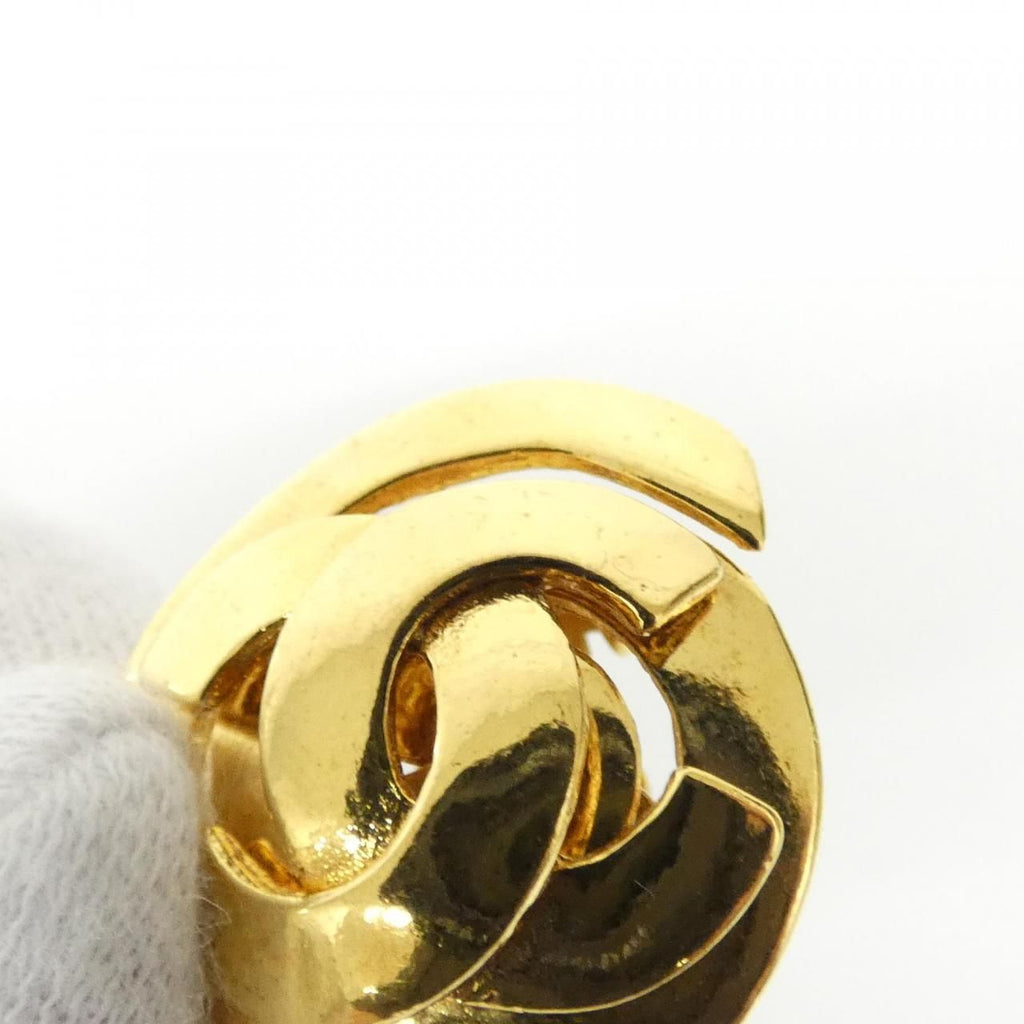 Chanel Vintage Earrings Gold — view 4