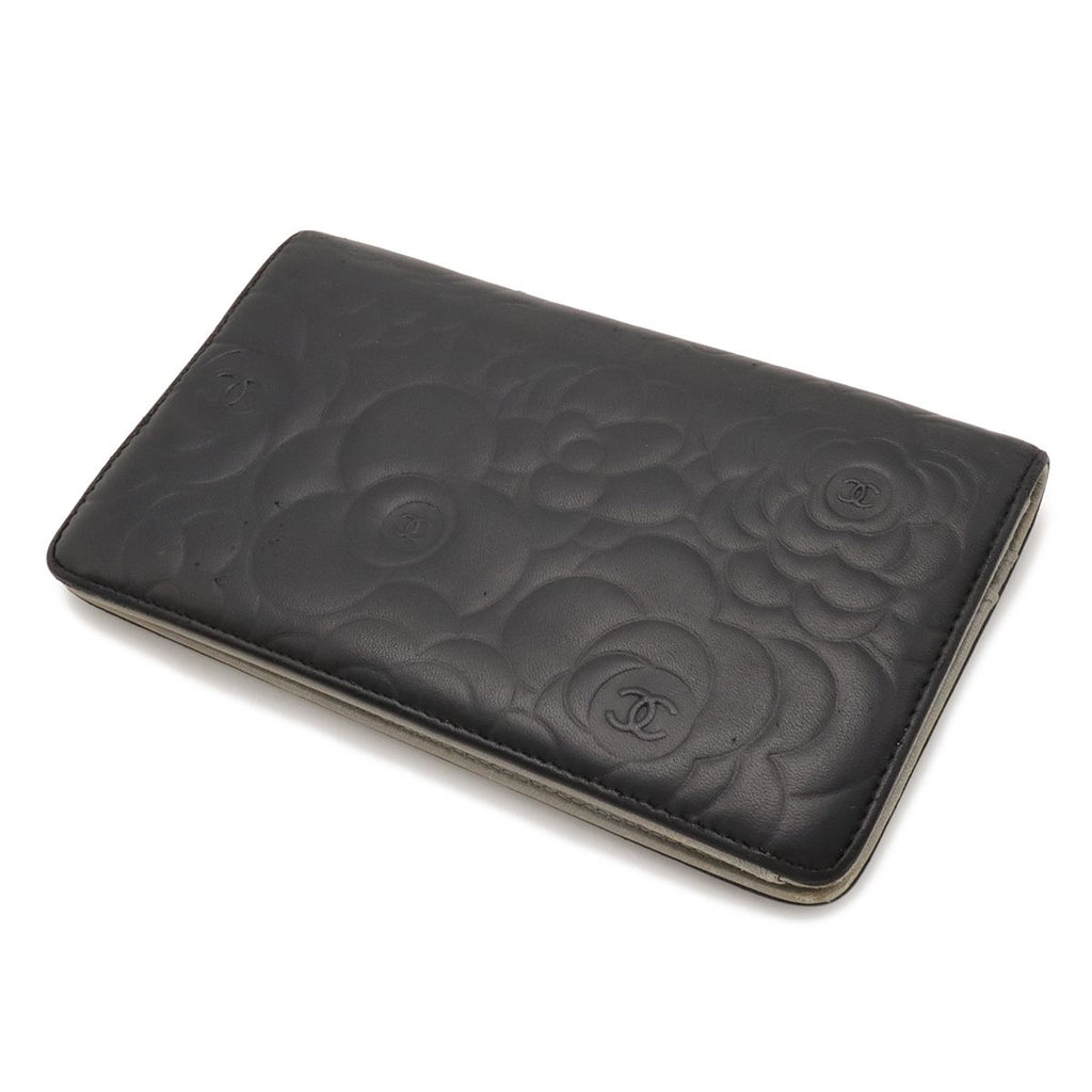 Chanel Camellia Embossed CC Logo Bifold Long Wallet Leather Black — view 2