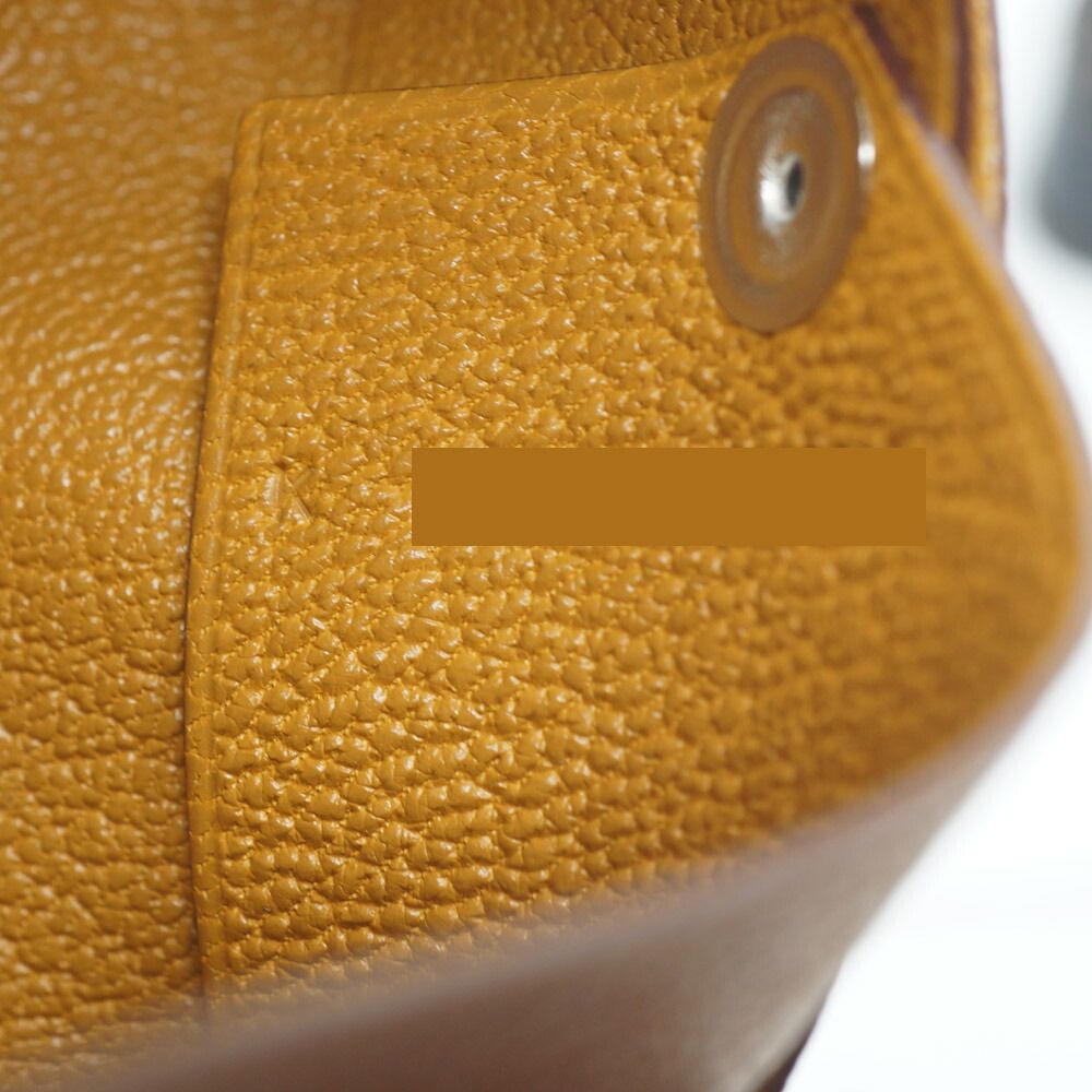 Hermes Calvi Duo Coin Case Manufactured in Leather Beige — view 9