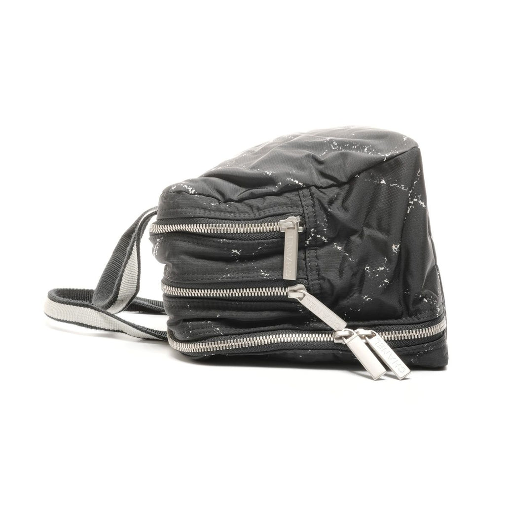 Chanel Handbag No 5 Nylon Travel — view 5