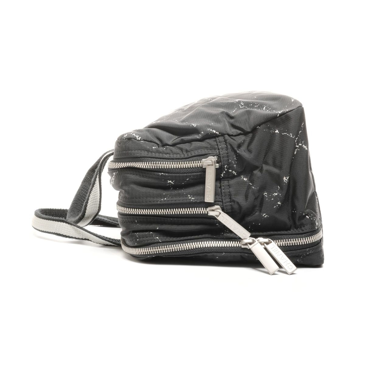 Chanel Handbag No 5 Nylon Travel — view 5
