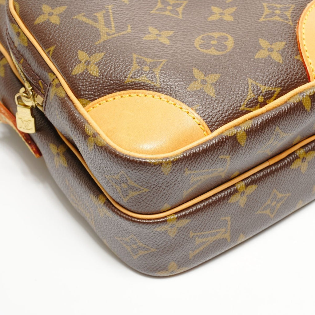 Louis Vuitton Shoulder Bag Amazon Monogram — view 5