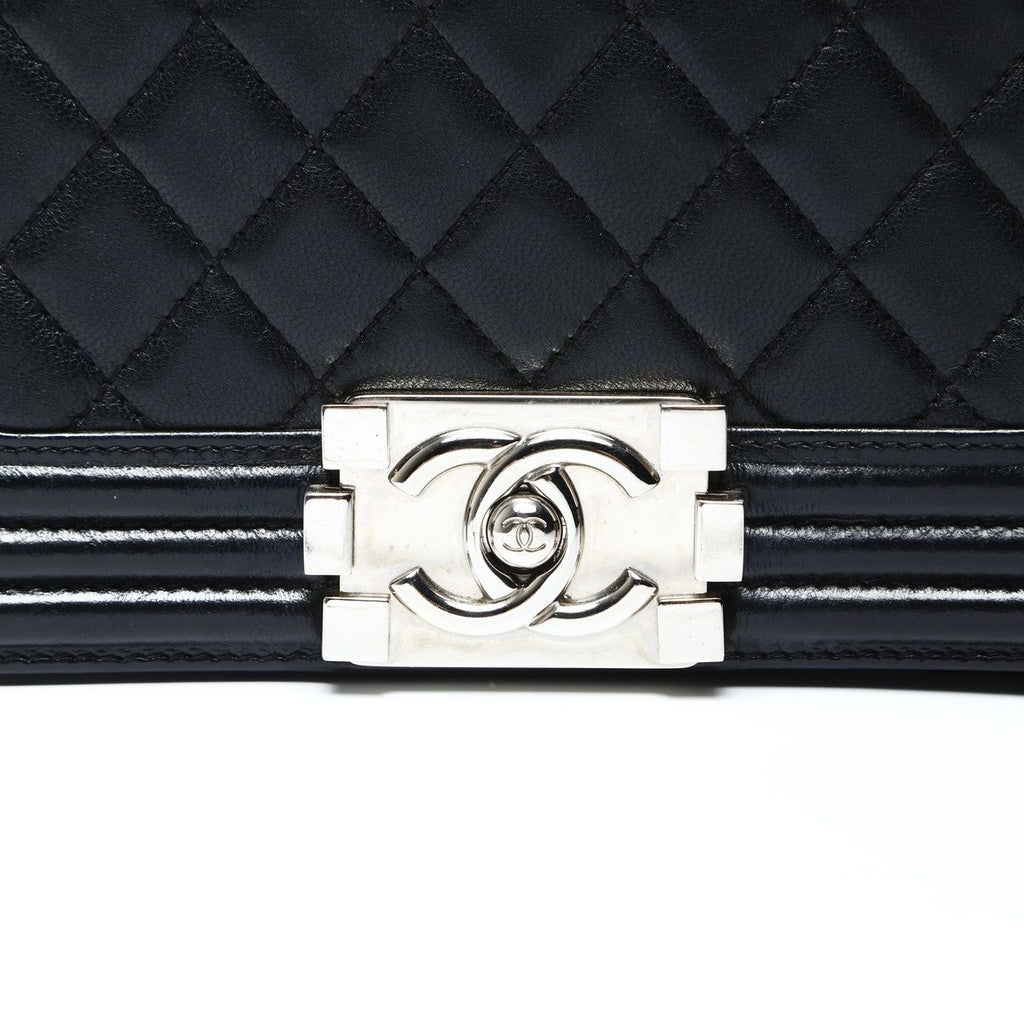 Chanel Shoulder Bag Boy Lambskin Mini Stingray — view 8