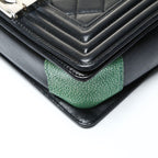 Chanel Shoulder Bag Boy Lambskin Mini Stingray — view 6
