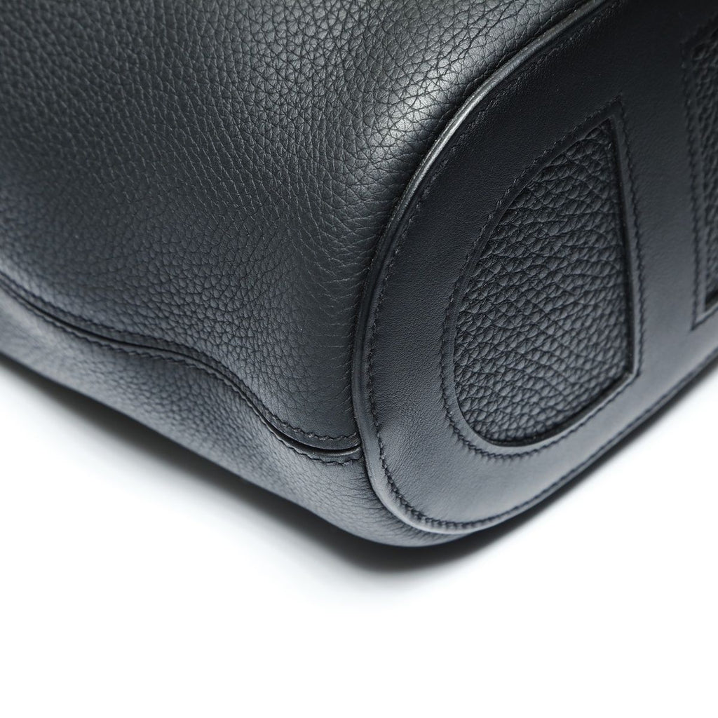 Hermes Handbag in the Loop 18 — view 6