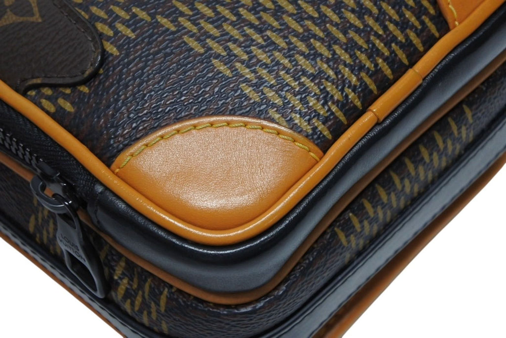 Louis Vuitton Amazon Messenger Shoulder Bag Damier Giant NIGO LV Squared — view 8