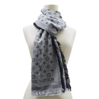 Louis Vuitton Shawl Cotton Monogram Essential Gray — view 7