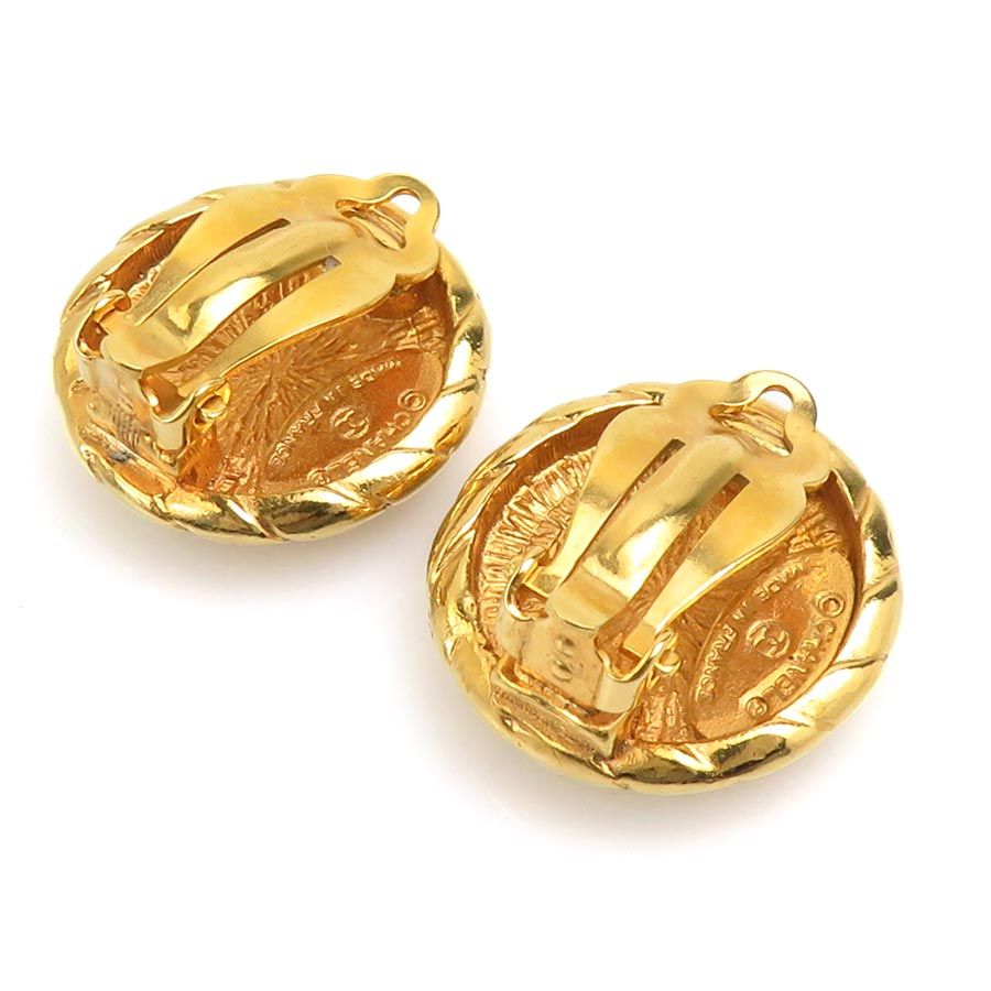 Chanel Earrings CC Logo — view 4