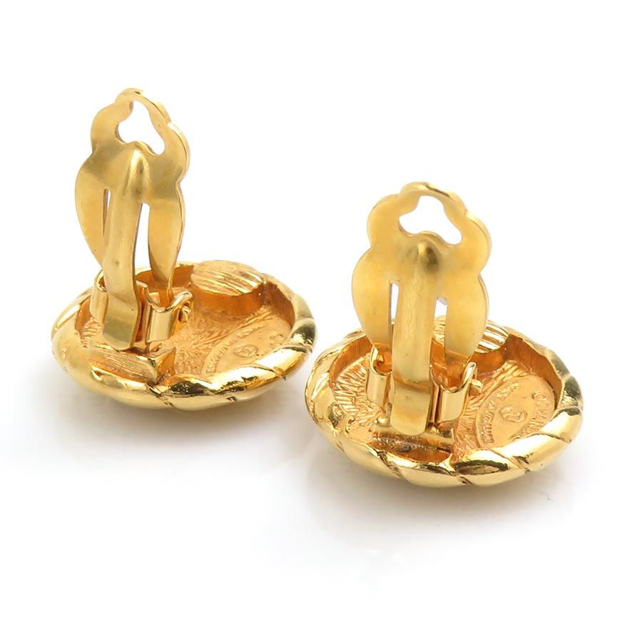 Chanel Earrings CC Logo — view 6