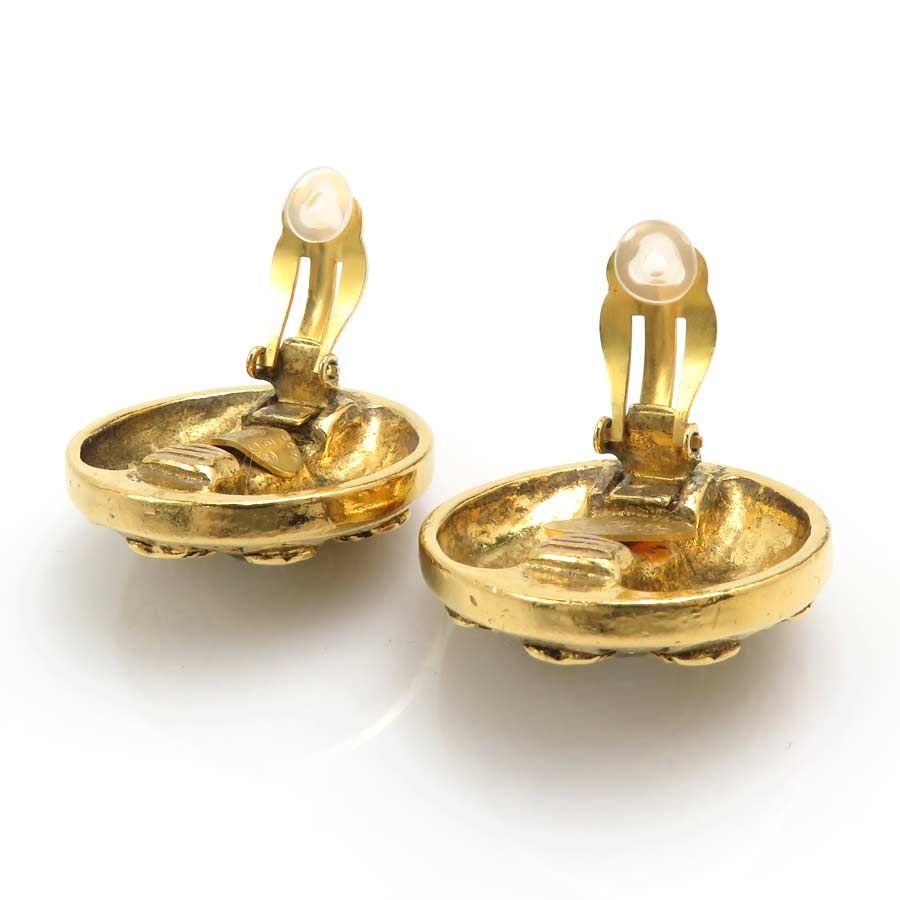 Chanel Earrings CC Logo — view 7