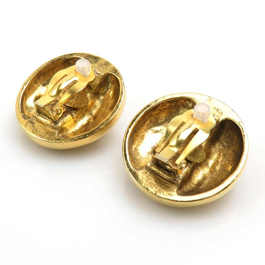 Chanel Earrings CC Logo — view 4