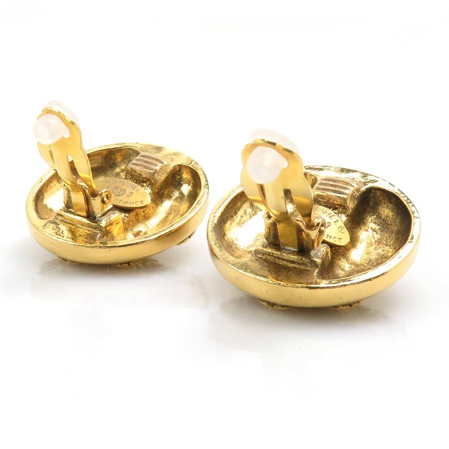 Chanel Earrings CC Logo — view 6
