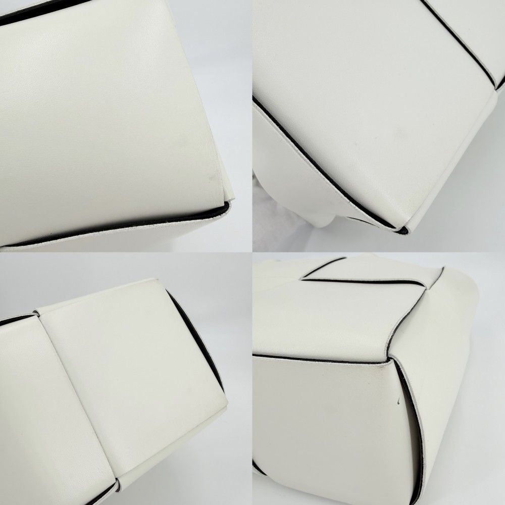 Bottega Veneta Handbag Maxi Intrecciato Small Arcotto Tote — view 6