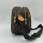 Louis Vuitton Monogram Reporter PM Shoulder Bag — view 4