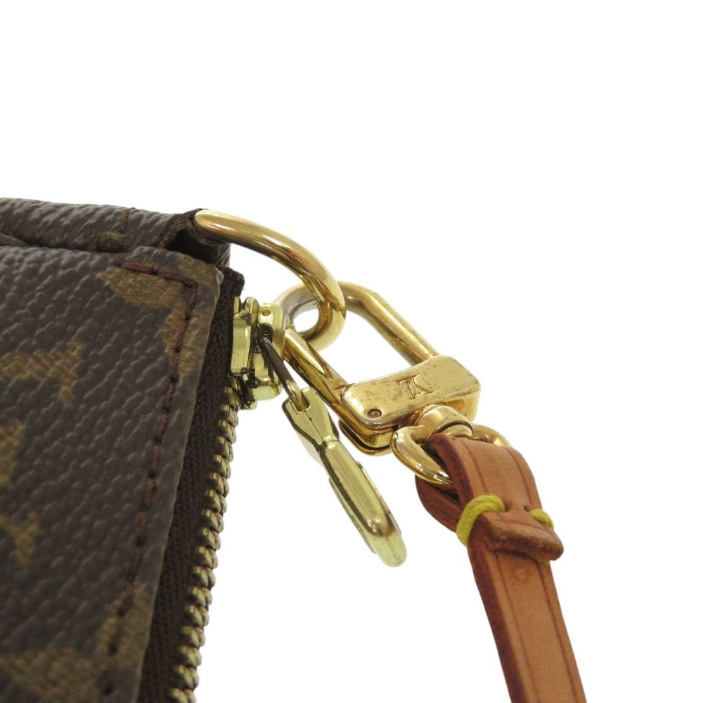 Louis Vuitton Pochette Monogram LV — view 8
