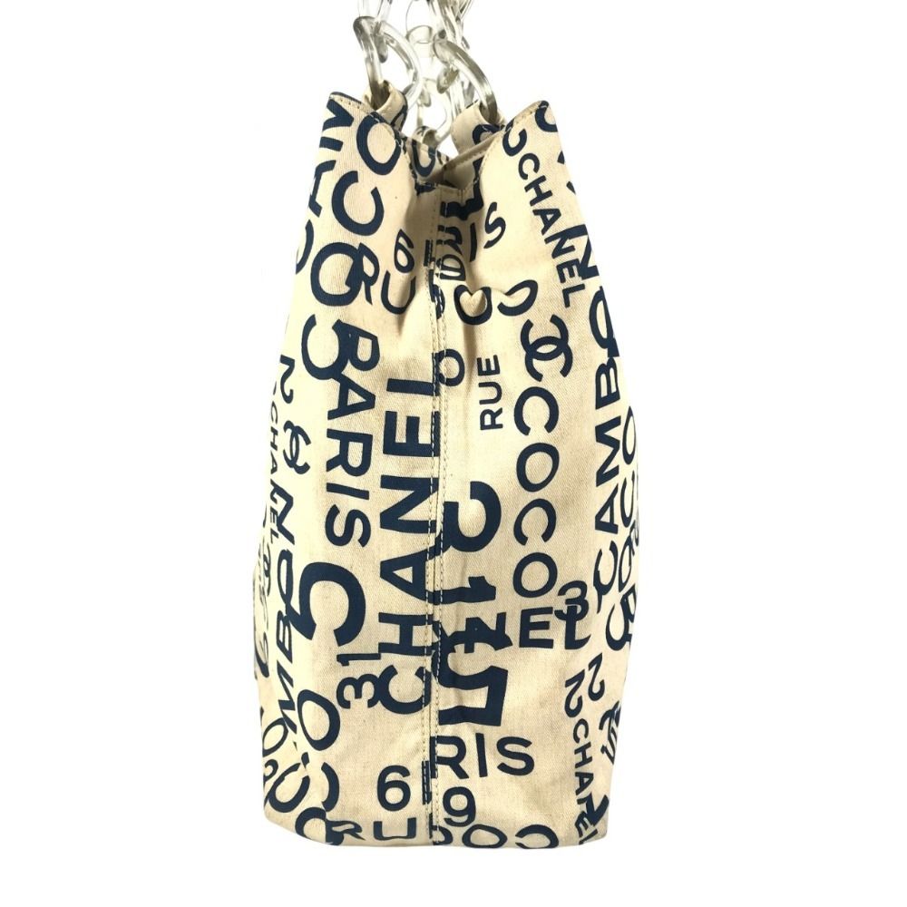 Chanel Shoulder Bag CC Logo Canvas White — view 3