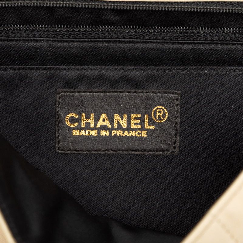 Chanel Chocoba Crossbody Bag Beige Black Leather — view 5