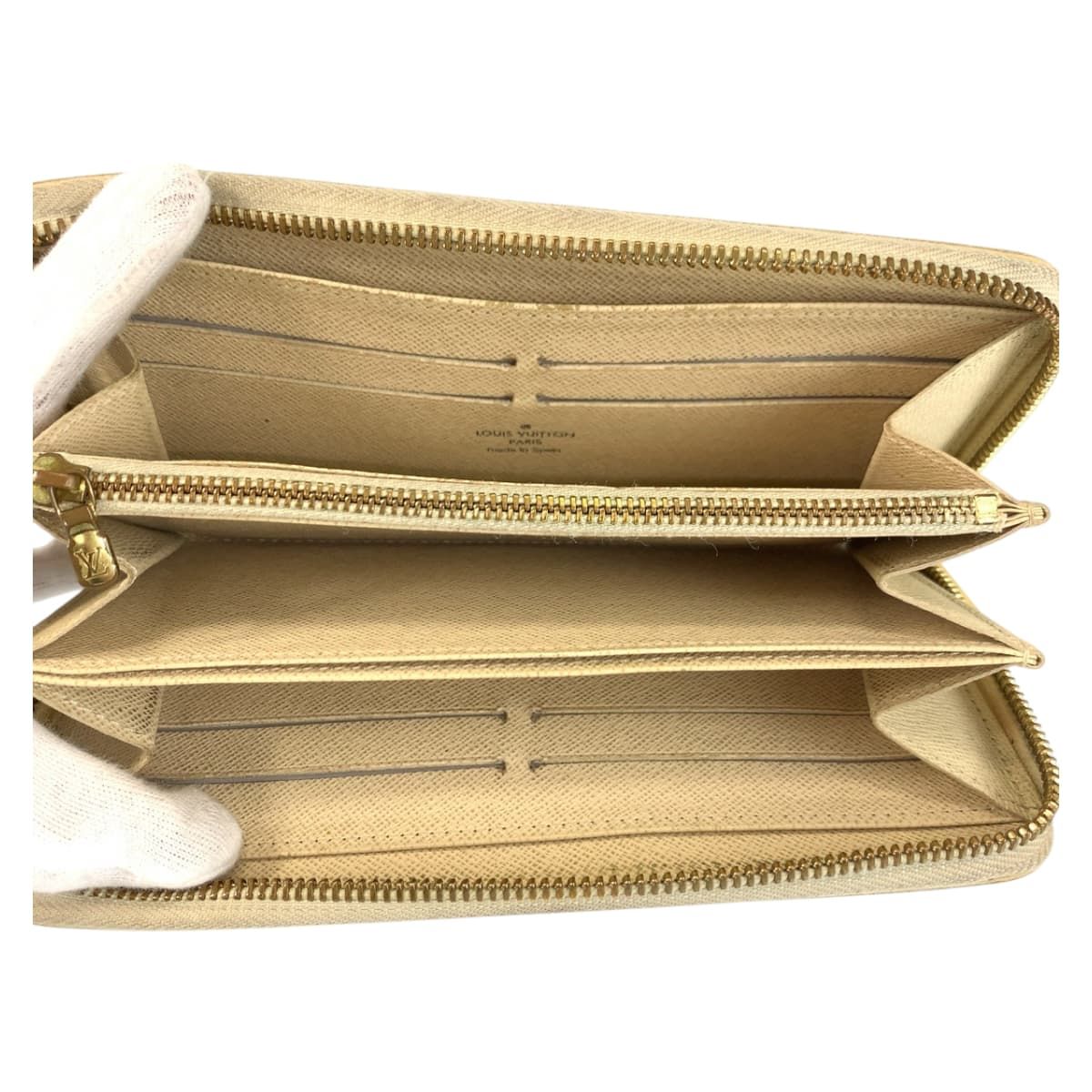Louis Vuitton Damier Azur Zippy Wallet White Long — view 7