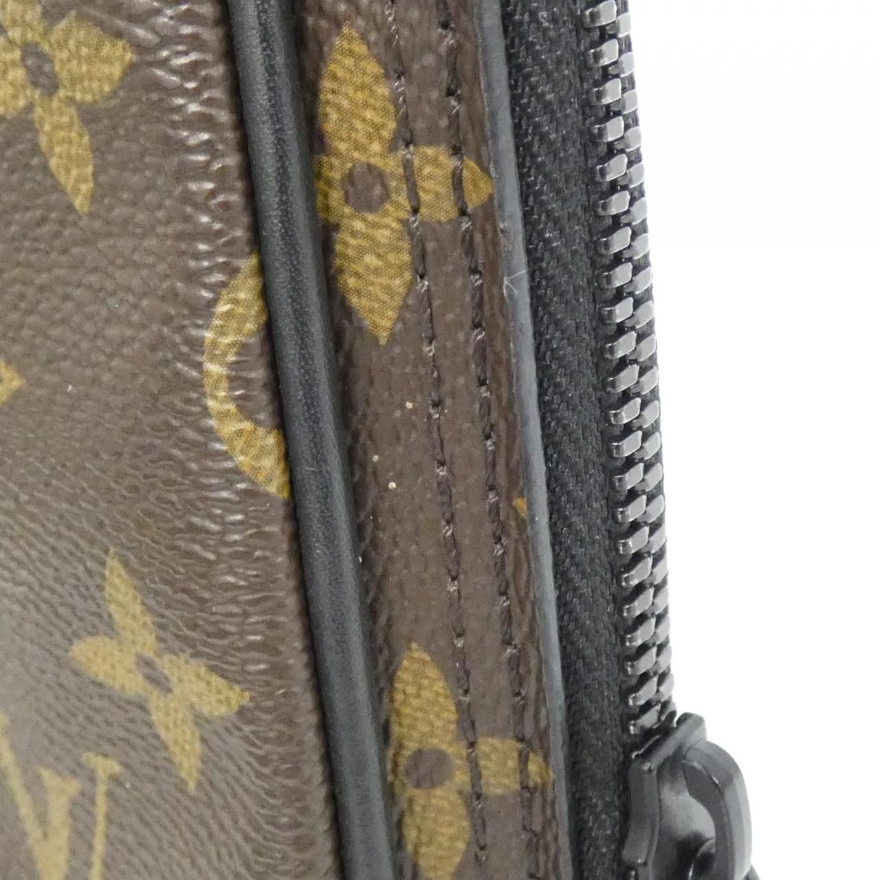 Louis Vuitton MonogLambskinlarei Utility Side Shoulder Bag — view 5