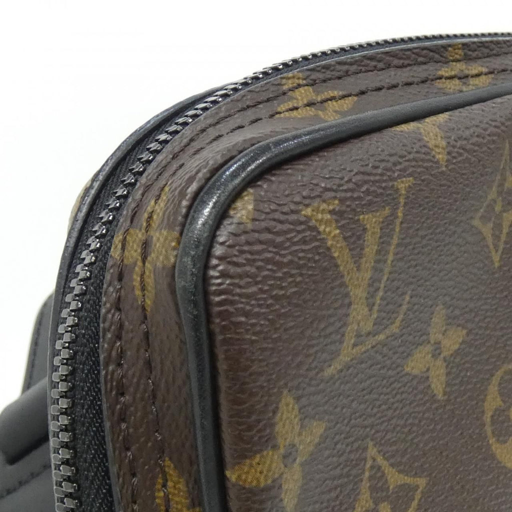 Louis Vuitton MonogLambskinlarei Utility Side Shoulder Bag — view 4