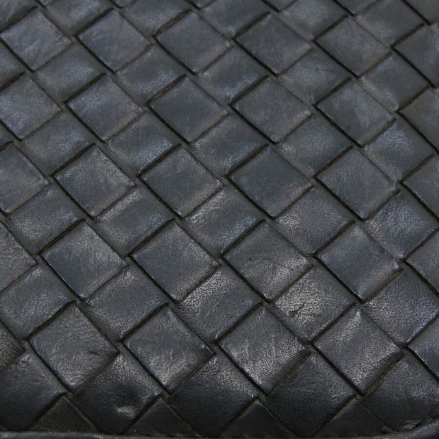 Bottega Veneta Round Zipper Long Wallet — view 6