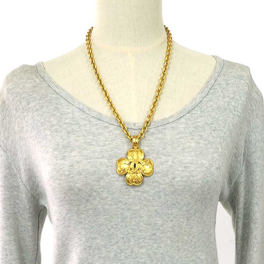 Chanel Necklace Coco Mark — view 9
