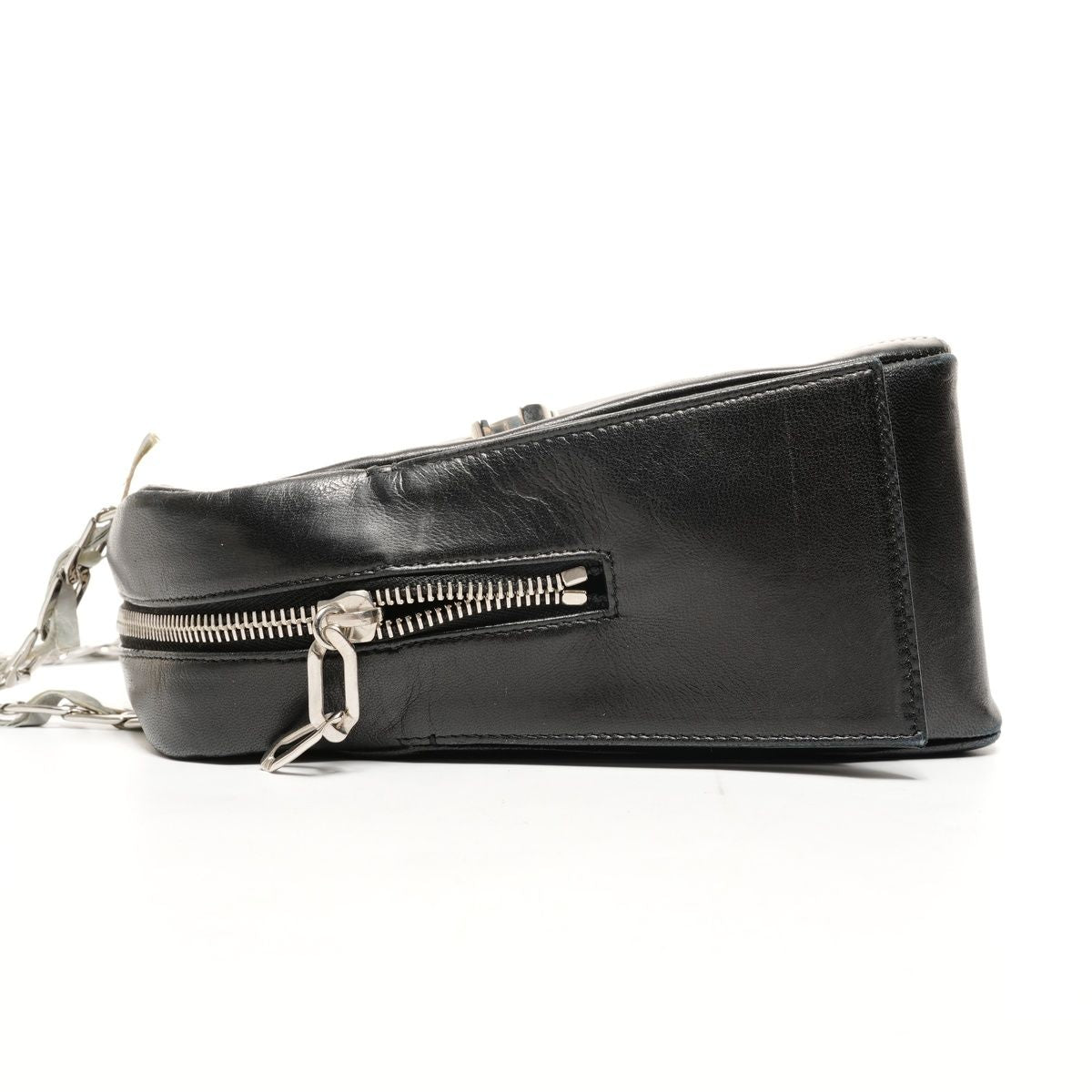 Chanel Shoulder Bag Lambskin Chain Torn Inside — view 3