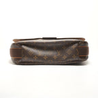 Louis Vuitton Shoulder Bag Monogram Messenger Boble MM — view 7
