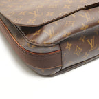 Louis Vuitton Shoulder Bag Monogram Messenger Boble MM — view 5