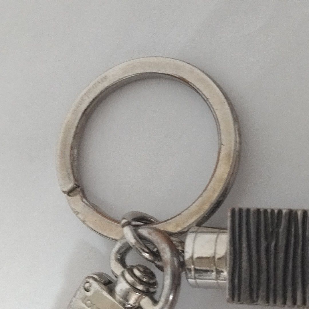 Louis Vuitton Porte Cles Cube Key Holder Charm Keychain — view 5