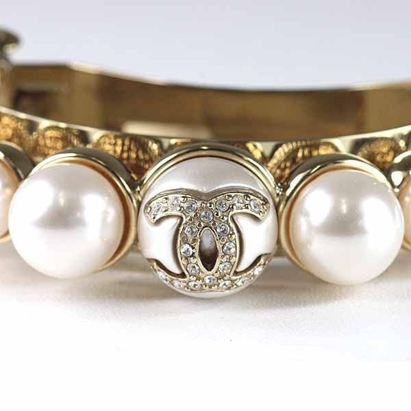 Chanel Pony Barrette Hair CC Logo Rhinestone Faux Pearl Gold — view 6