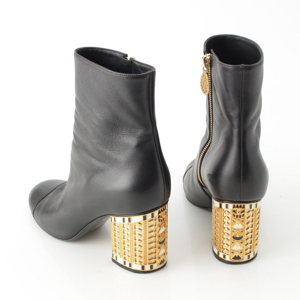 Chanel Leather CC Logo Ankle Boots Shoes Black 37 — view 4