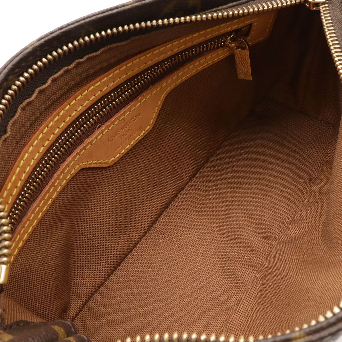 Louis Vuitton Monogram Trotteur Shoulder Bag Pochette — view 8