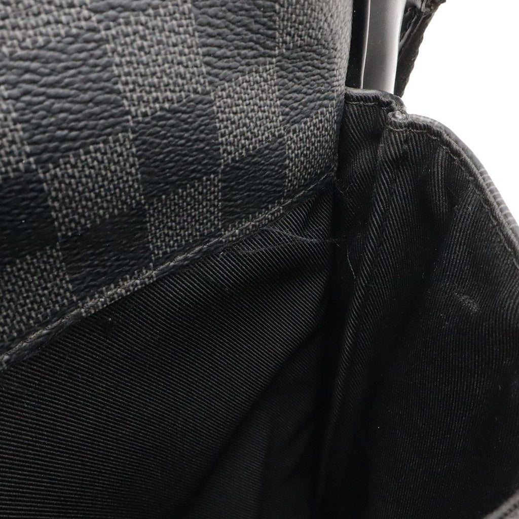 Louis Vuitton Damier Graphite Christopher Messenger Shoulder Bag — view 8