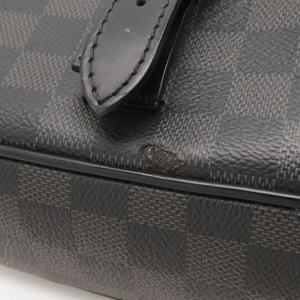 Louis Vuitton Damier Graphite Christopher Messenger Shoulder Bag — view 4