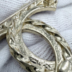 Chanel Brooch CC Logo Rhinestone Gold — view 5