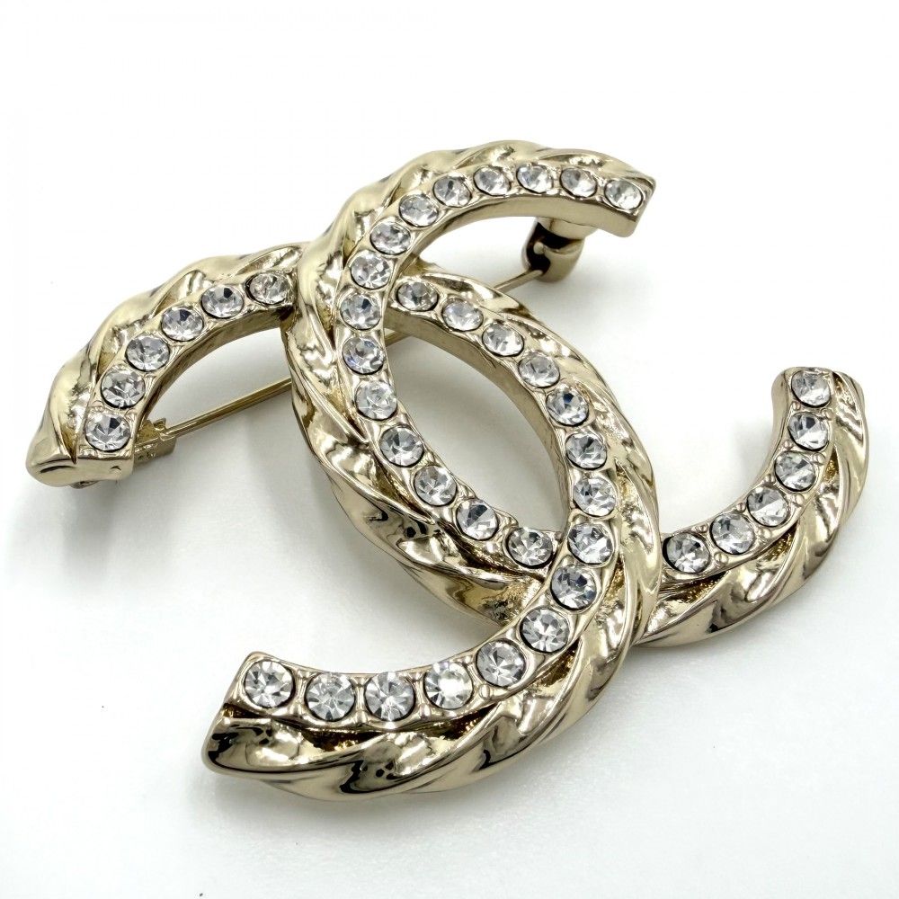 Chanel Brooch CC Logo Rhinestone Gold — view 3