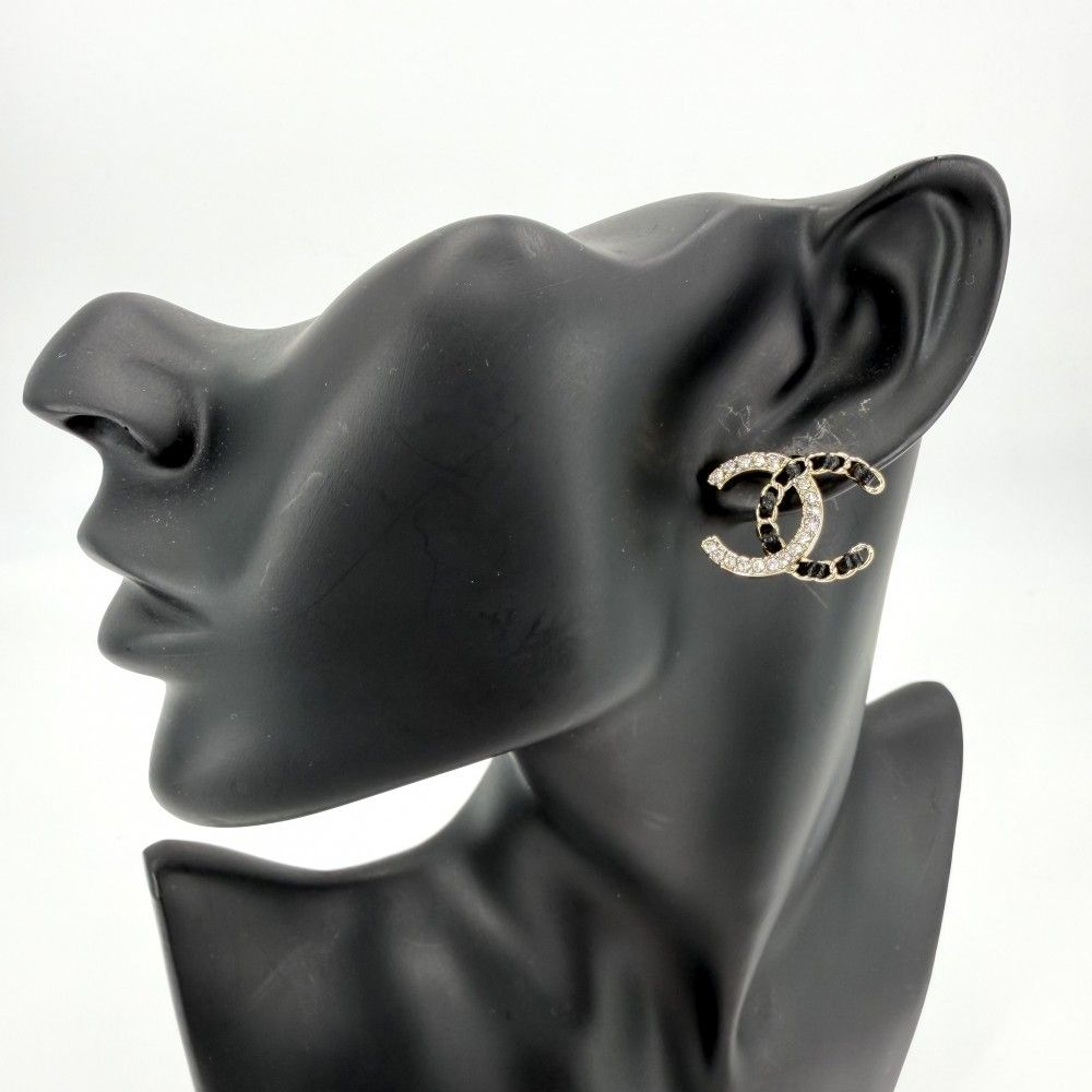 Chanel Earrings Chain CC Logo 25 Rhinestone — view 2