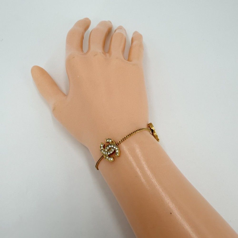 Chanel Bracelet Triple CC Logo Coco Gold — view 3