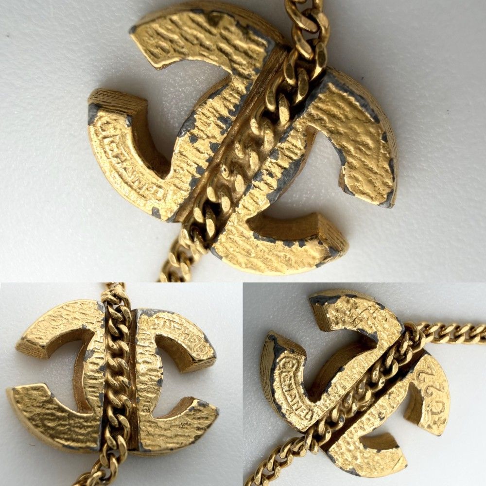 Chanel Bracelet Triple CC Logo Coco Gold — view 6