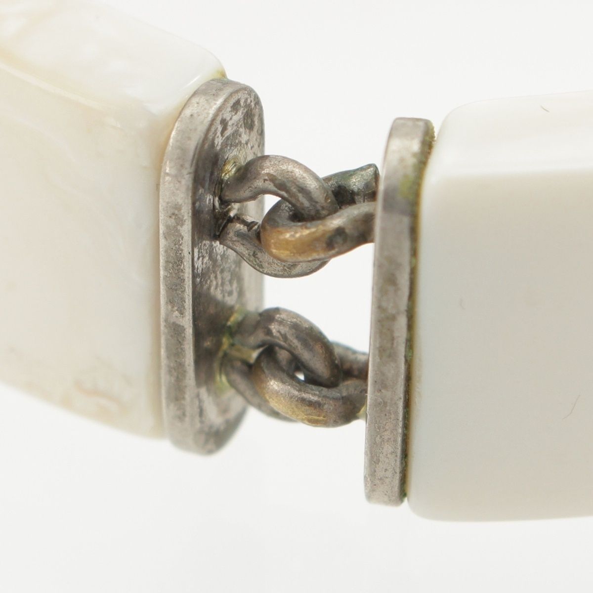 Chanel Plastic Logo Bracelet White — view 9