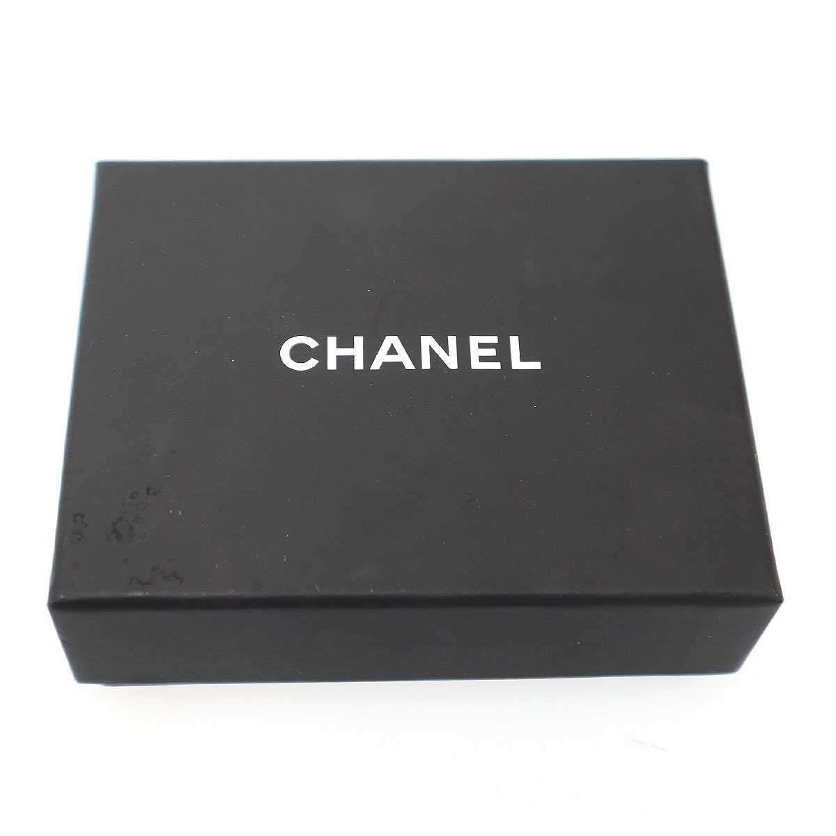 Chanel 18C Rhinestone Flower Earrings Set Gold — view 6