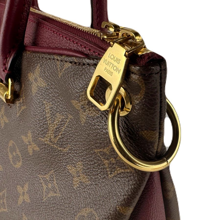 Louis Vuitton Shoulder Bag Pallas — view 7